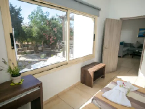 Crystallo Apartments Hotels in Paphos