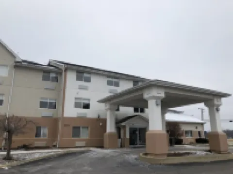 Holiday Inn Express 噸。 VERNON by IHG