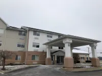 Holiday Inn Express MT. Vernon فنادق في Mount Vernon
