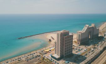 Sea View Beach Apartment - Housity