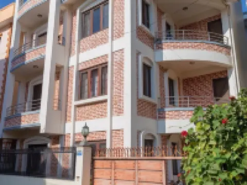 Queen Forest Homestay Hotels in Nagarjun