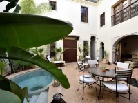 Riad les Ammonites and Spa Hotels near Rahba Kedima Square