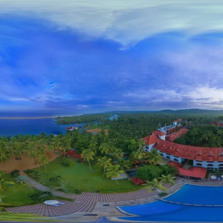 Estuary Sarovar Premiere Poovar Island