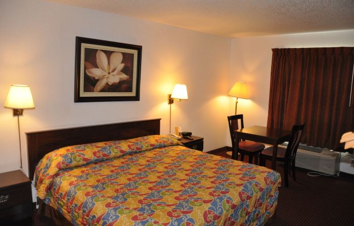 Heritage Inn