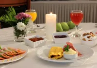 Famissi Hotel - พร้อมอาหารเช้า