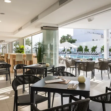 Tomir Portals Suites - Adults Only