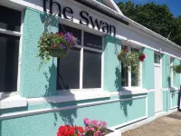The Swan Inn Hotel dekat Shackleton Accommodation