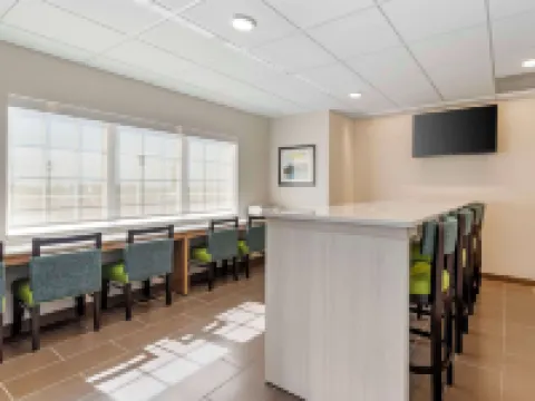 Microtel Inn & Suites by Wyndham Limon Hoteles en Limón