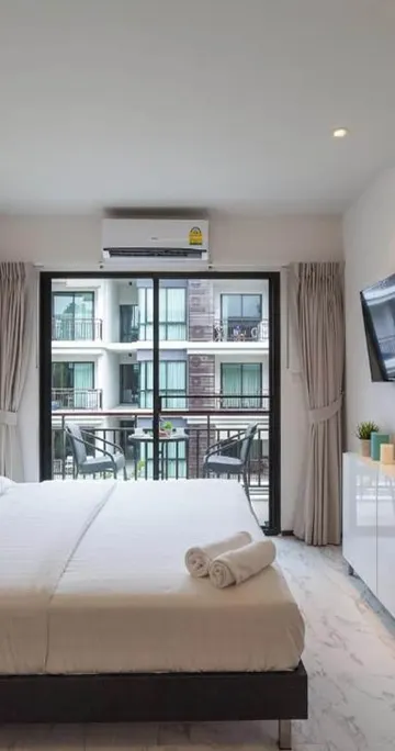 ห้องซูพีเรียร์ เตียงใหญ่ 1 เตียง