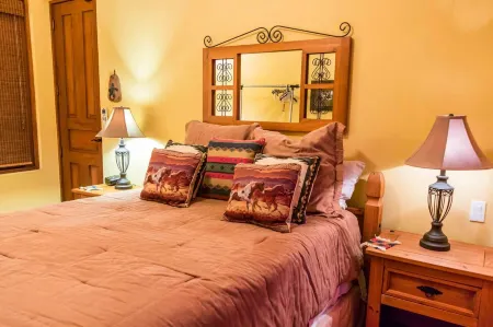 Casa Encantada 3 Br by Casago