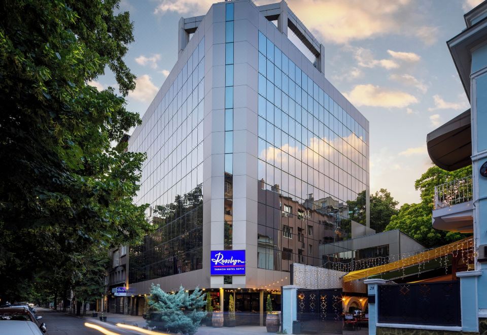 hotel overview picture