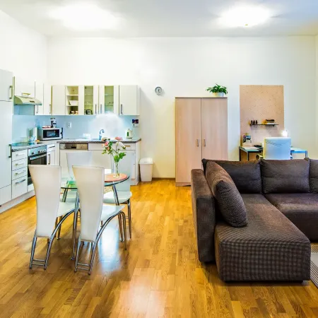 Central Apartmany Biela Street Отели рядом с достопримечательностью «Голубая церковь (Церковь Св. Елизаветы)»