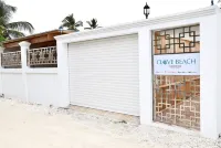 Clove Beach Hotels in Herathera