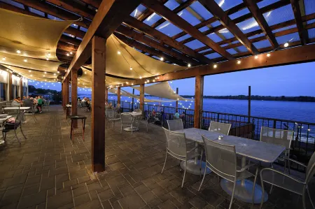 Crowne Plaza Niagara Falls NY - Riverside