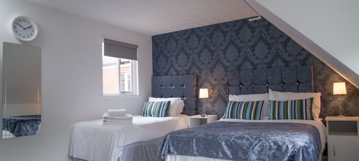 Tlk Apartments and Hotel Hotels in Bromley