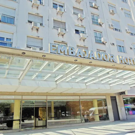 Embajador Hotel Отели рядом с достопримечательностью «Здание Кавана»