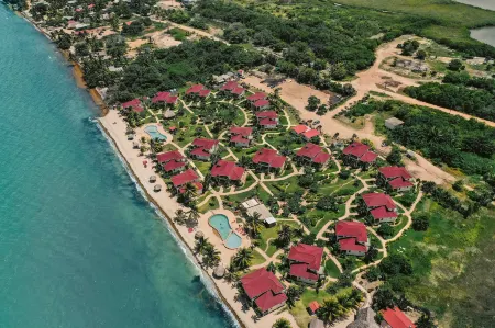 Hopkins Bay Resort Отели в г. Дангрига