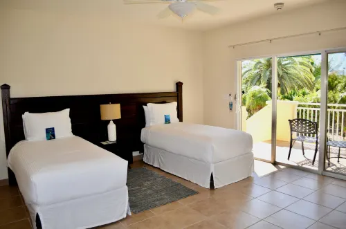 Bungalows at Windsong on the Reef Hotels in The Bight Settlement
