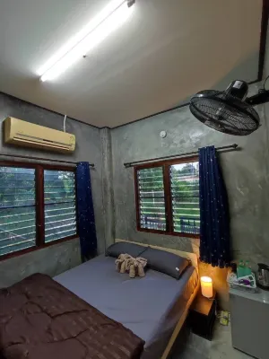BaanThai Nakano Homestay - Pensions