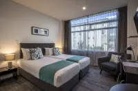 Quest Henderson Hotel a Piha