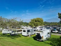 Riverside Whakatane Holiday Park - ที่มีที่จอดรถ