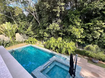 Mans o 6 Suites Riviera Hotels near Empório Espaço Gourmet - Riviera de São Lourenço Bertioga,sp