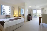 Atlantis Marcoola Hotels near Thai Massage By Suwanna