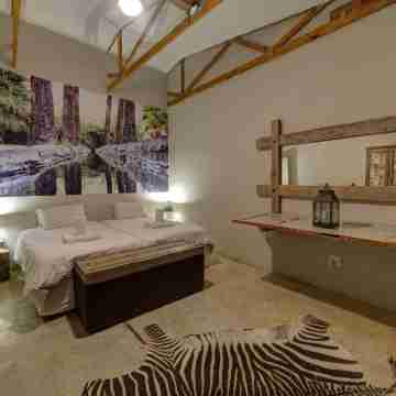 Neuras Wine & Wildlife Estate Rooms