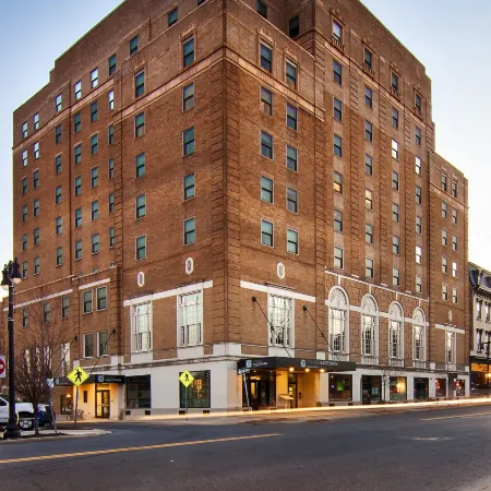 Grand Eastonian Hotel & Suites Easton