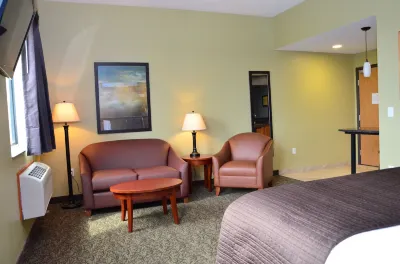 Cobblestone Inn & Suites - Newton Hotels near Iowa Speedway