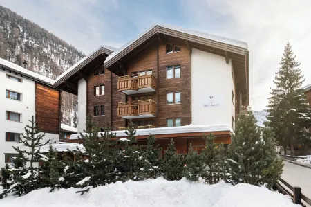 Hotel Daniela Отели рядом с достопримечательностью «Волли Парк Зуннегга»