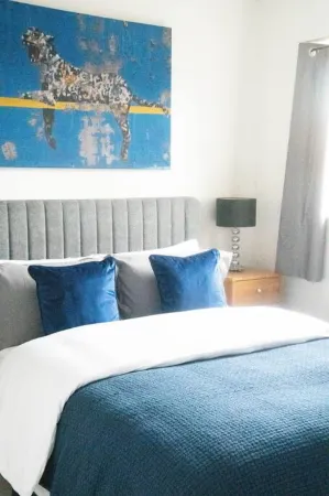 Lovely 1 Bed Apt - Buckinghamshire Отели рядом с достопримечательностью «Библиотека Хай-Уиком»