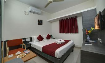 SM Royal Suites