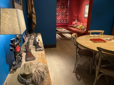 Menin Gate House  1 Отели рядом с достопримечательностью «Мененские ворота»