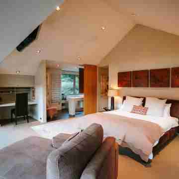 Lakeside Rd - Lake Views - Sleeps 10 Rooms