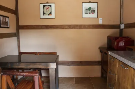 Gyeamgotaek Отели рядом с достопримечательностью «옥천암»