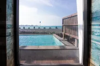 Aqua Beautique - Infinity Pools