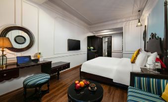 San Boutique Hotel & Travel