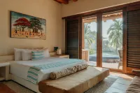 Las Palmas Luxury Villas فنادق في زيهواتانيجو دي أزويتا