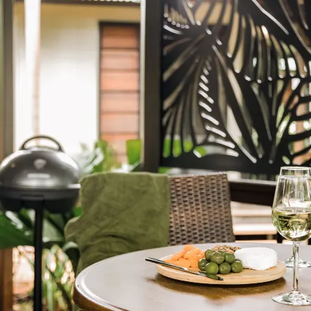 Palms City Resort