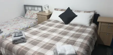 Homestay in Walsall Отели рядом с достопримечательностью «Уолсолл Арборетум»