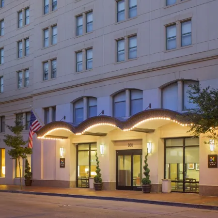 Hyatt Place New Orleans Convention Center Отели рядом с достопримечательностью «Конференц-центр Morial»
