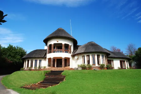 Maclear Manor Отели в г. Maclear