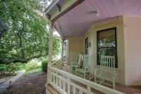 254 South Union Street Guest House Hotels in Burlington