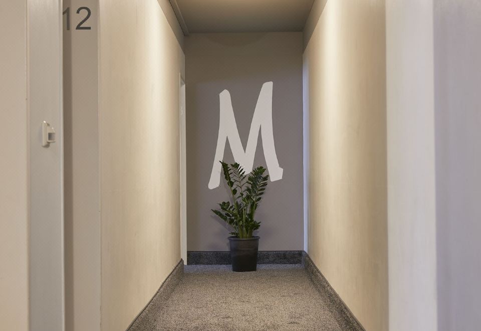 호텔 메트로폴 뮌헨의 깔끔한 객실 이미지