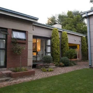 Primavera Guest House