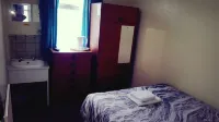 Gracelands Guest House - 3-Star