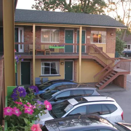 Sunset Inn