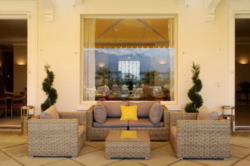 Golf Hotel René Capt Area Publik Photos