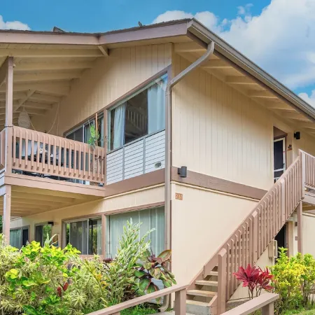 Chic Aloha Studio in Superb Princeville, w/AC & WiFi Explore Beautiful Napali!